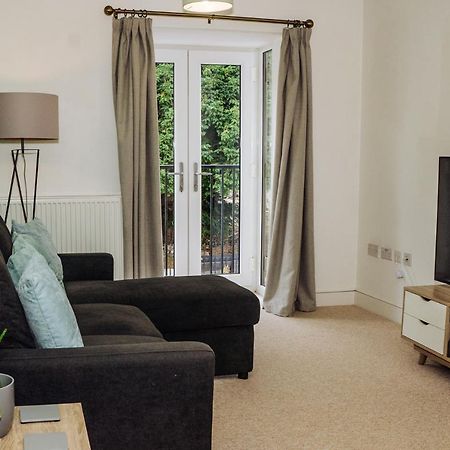 Beautiful, Contemporary 3 Bedroom Apartment Bath Eksteriør bilde