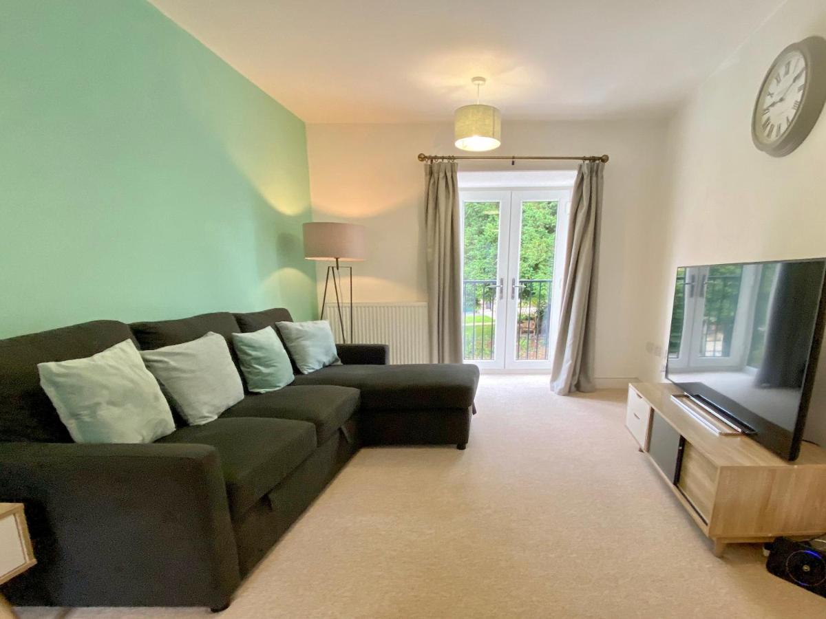 Beautiful, Contemporary 3 Bedroom Apartment Bath Eksteriør bilde